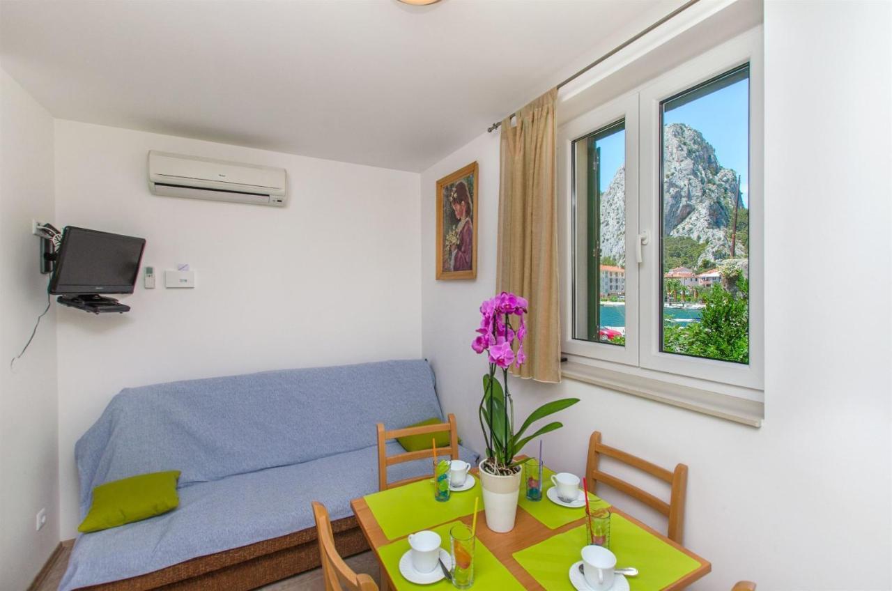 Mira Omiš